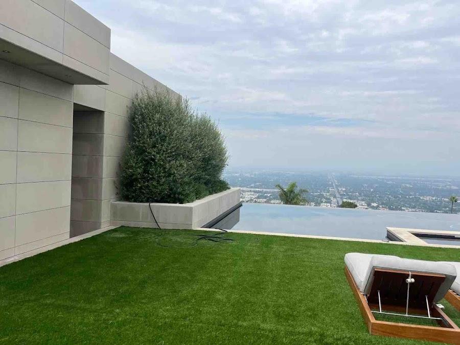 Licensed landscape contractor near you in Los Angeles