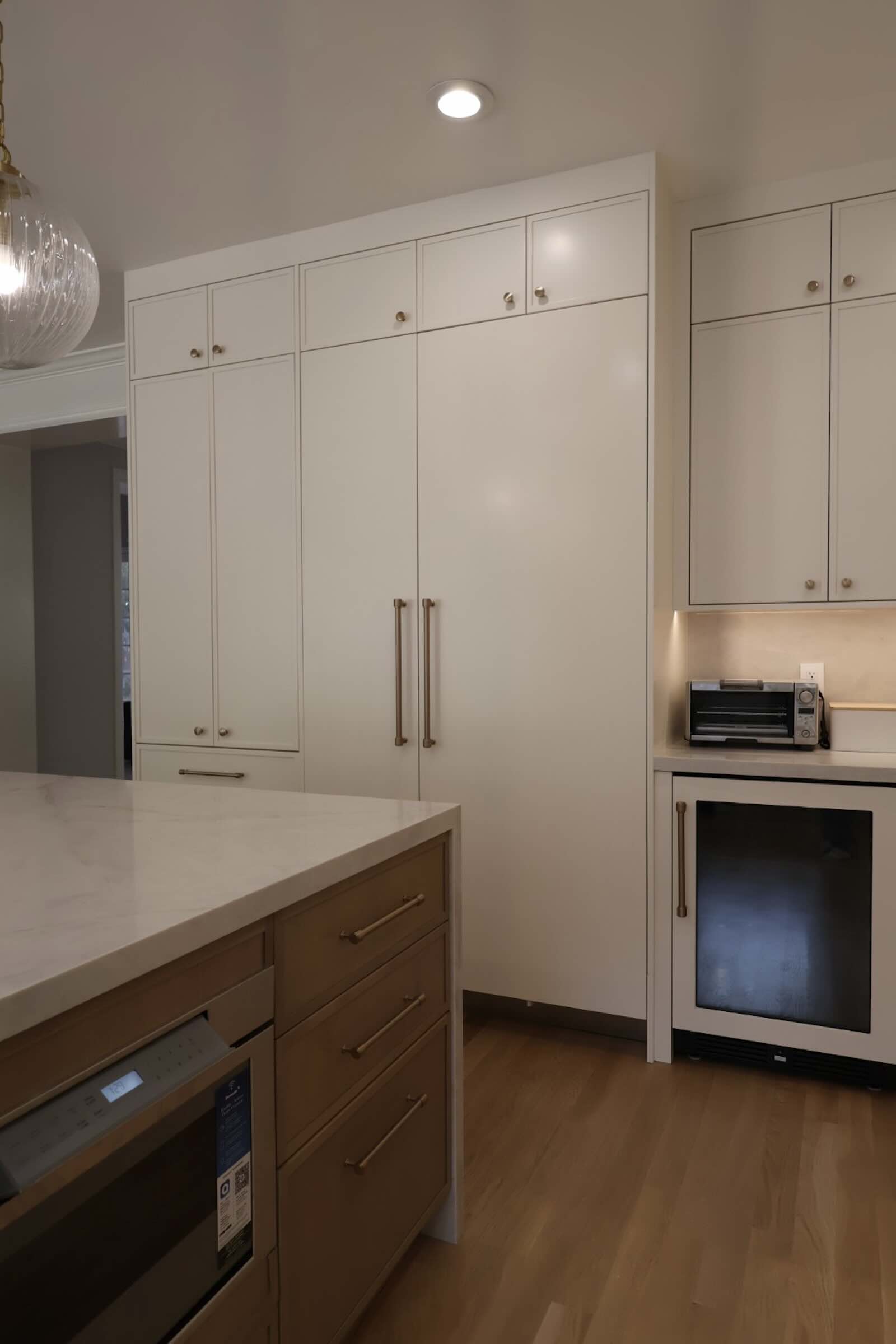 La Cañada Flintridge kitchen panel-ready refrigerator wall and beverage fridge