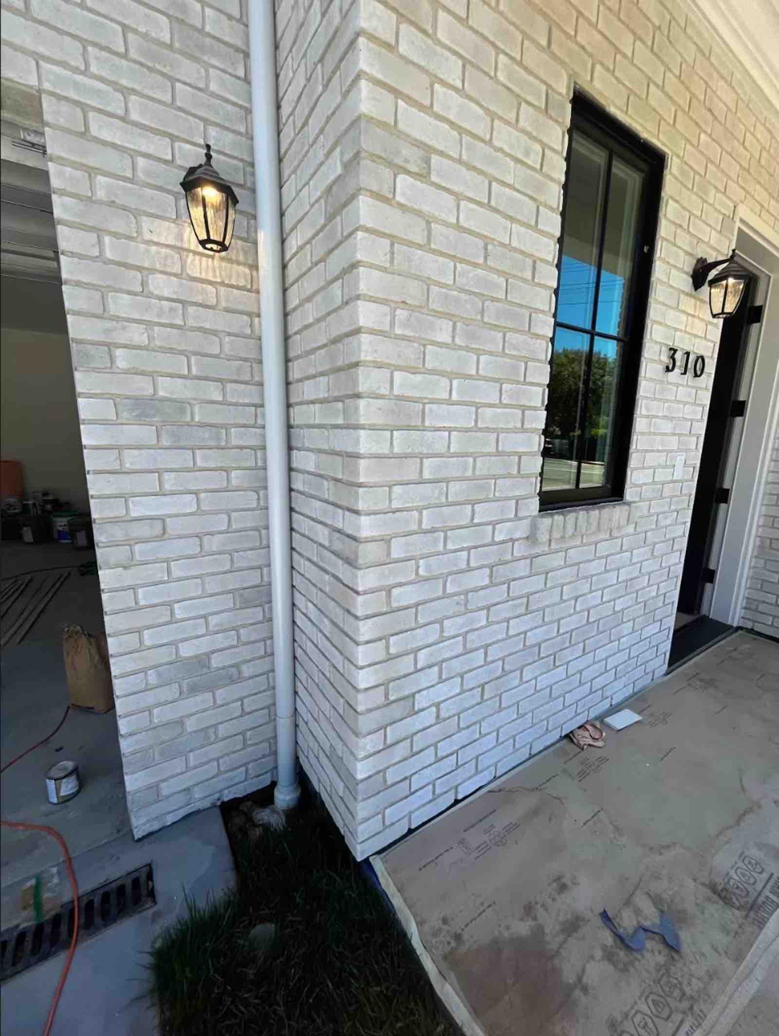 Finished room addition Pasadena with new construction and matching facade - home addition contractor