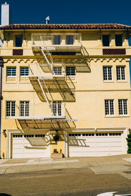 Detached ADU, Garage Conversion, or Room Addition? What Makes Sense for Your LA Property