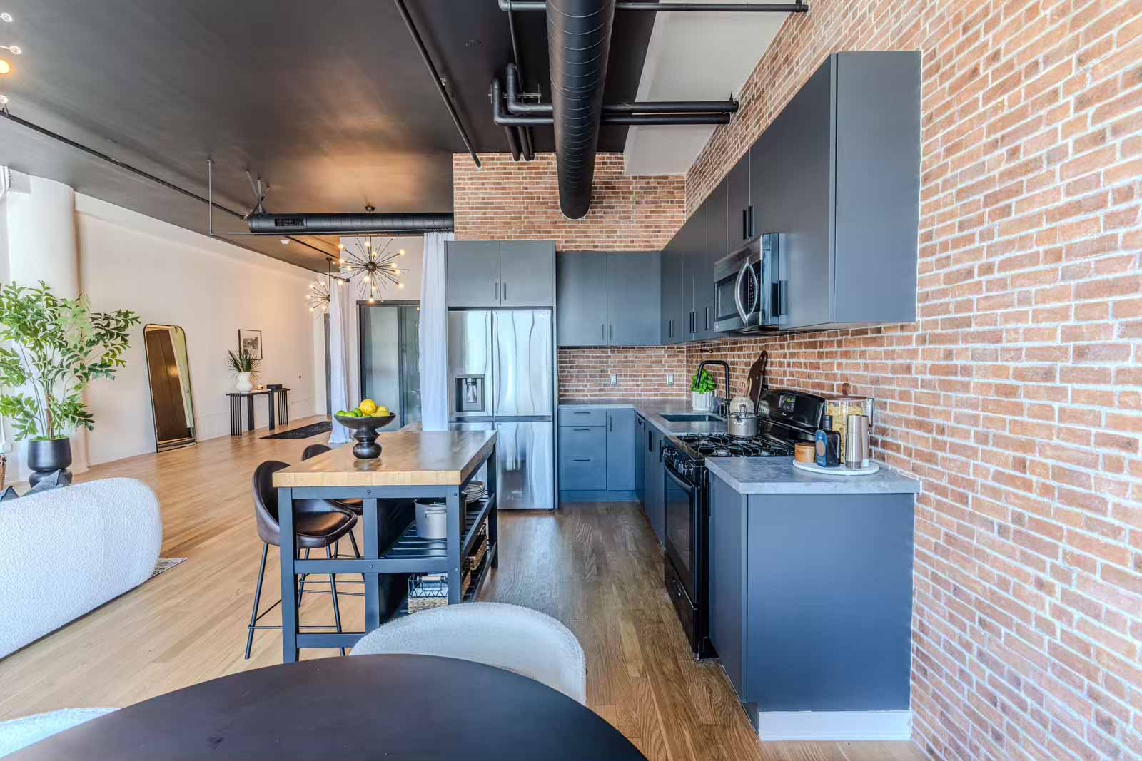 Hollywood Studio Kitchen Remodel